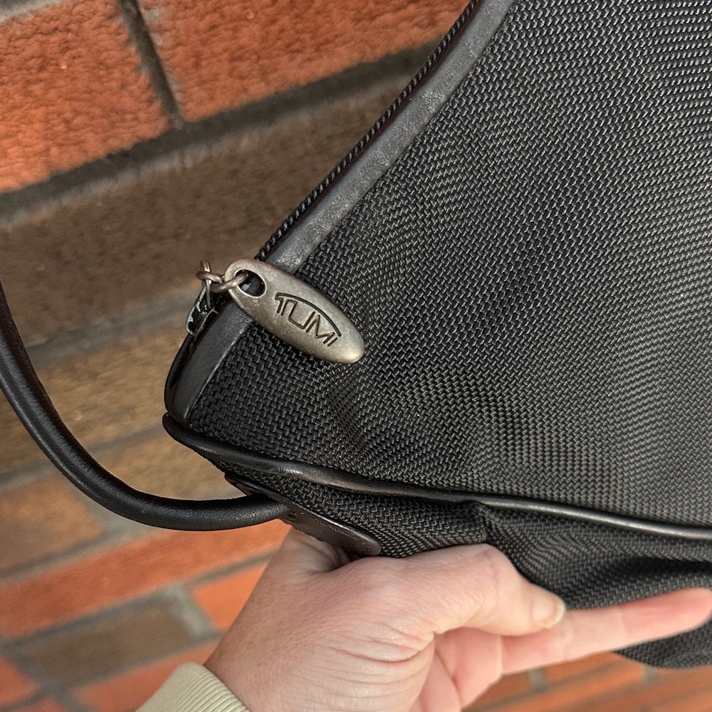 Tumi Black Bag - Picture 3 of 8